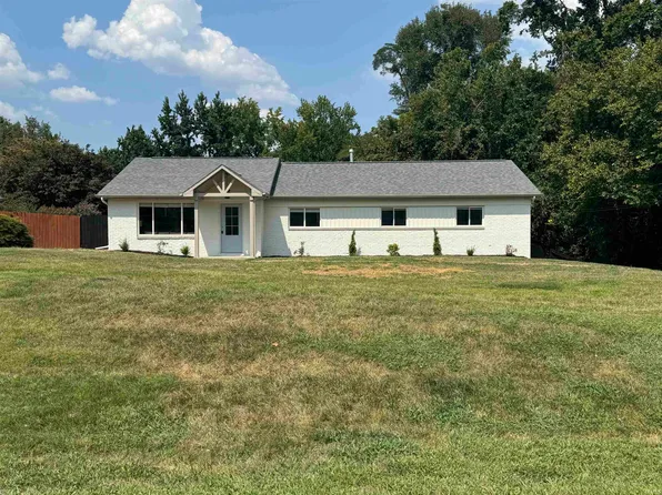 800 Treelane Dr, Newburgh, IN 47630