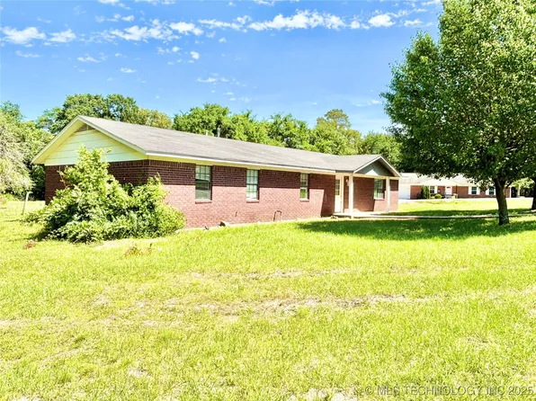 404 David Walker Ln, Stigler, OK 74462