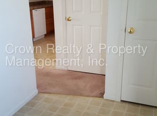 609 W 3rd St, Cheyenne, WY 82007