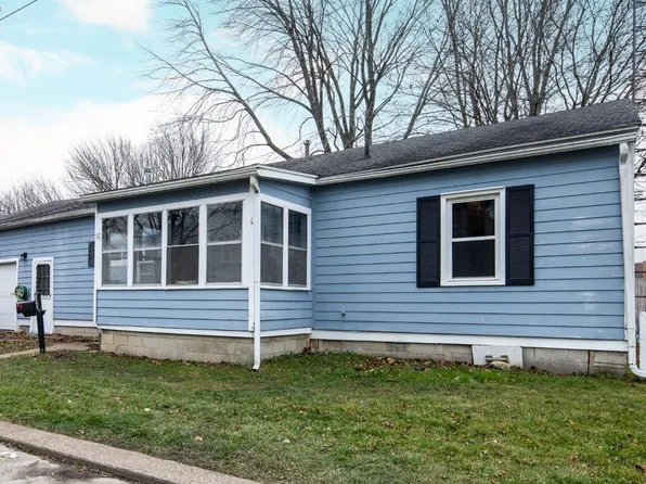 845 Maryland St, Pt Clinton, OH 43452