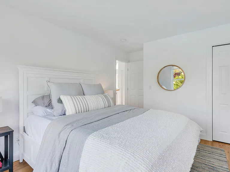 56 Sandy Hollow Rd — Photo 34