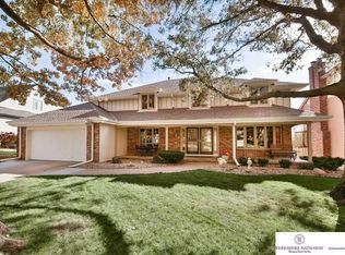15739 Howard St, Omaha, NE 68118