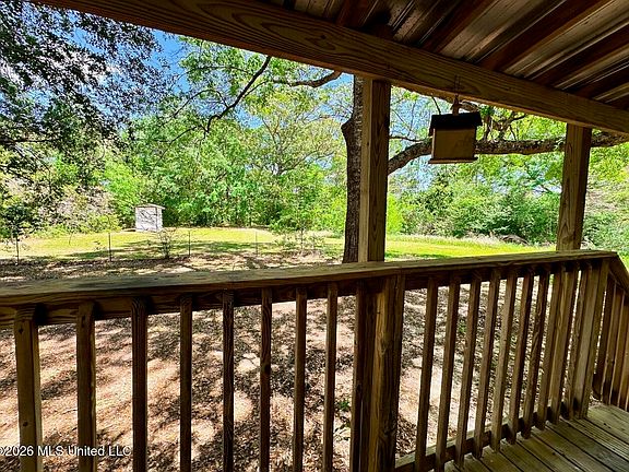 4th image of 15526 Omas Rd