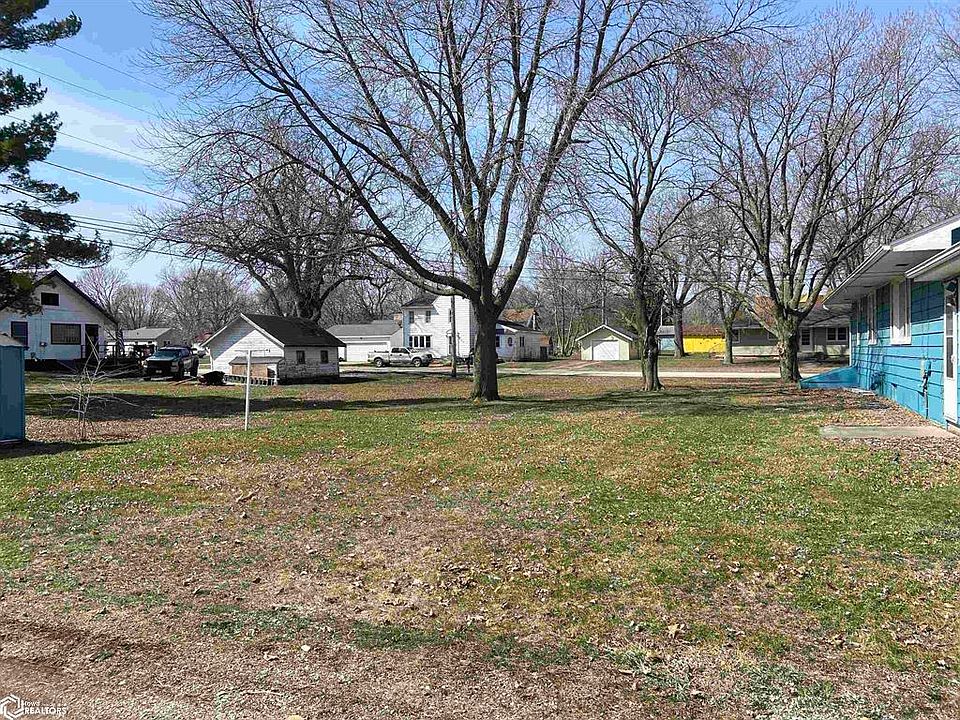 304 2nd Ave W, Swea City, IA 50590 Zillow