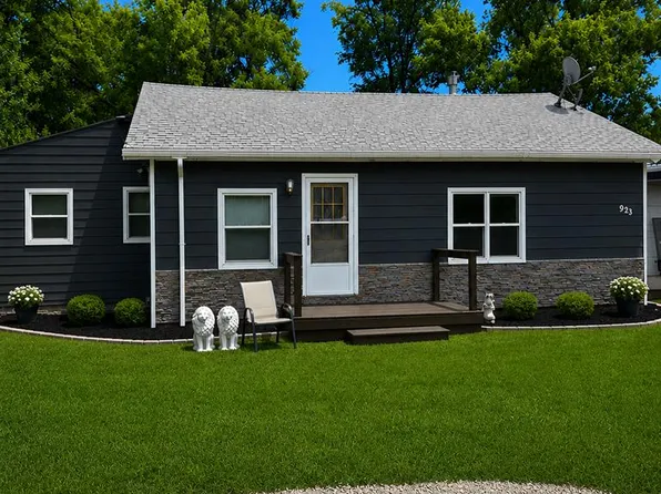 923 S 31st St, Fort Dodge, IA 50501