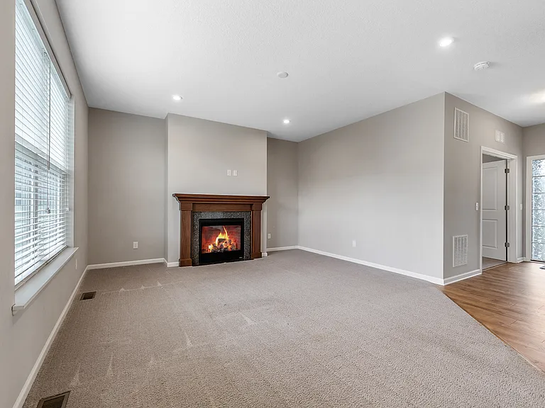 18109 Glacier Way — Photo 11