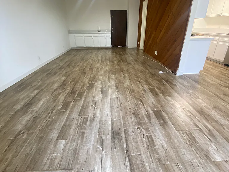 14411 Riverside Dr #10 — Photo 9