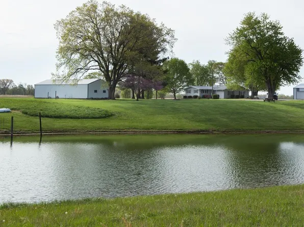 39522 385th Ln, Baylis, IL 62314