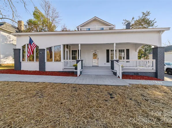 208 Hall St, Wadesboro, NC 28170