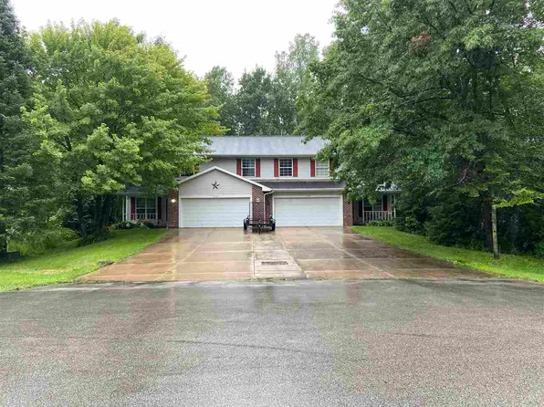 1627 Gabertfield Ct, Suamico, WI 54173