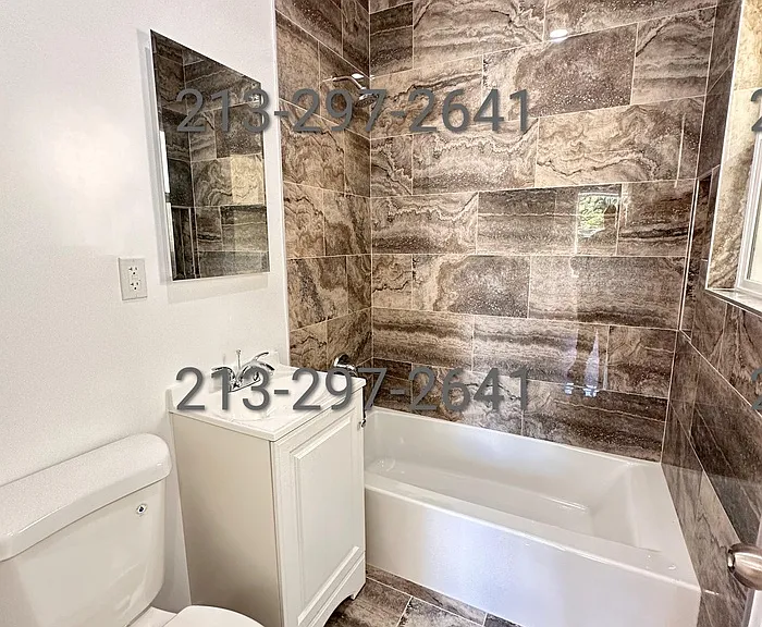 848 W 23rd St #303 — Photo 2