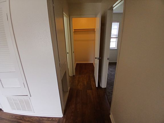 3rd image of 3004 McGaha Ave