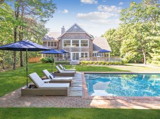 10 Sachems Path, Wainscott, NY 11975