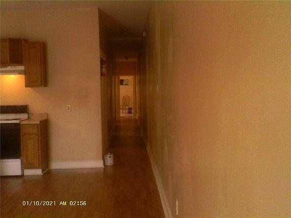 3rd image of 3223 Toledano St