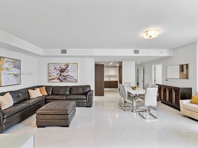 301 Altara Ave APT 816, Coral Gables, FL, 33146