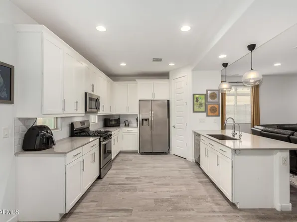 2216 W PARK Street, Phoenix, AZ 85041