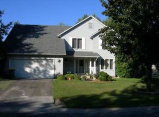 1338 Silverwood Rd, Saint Paul, MN 55125