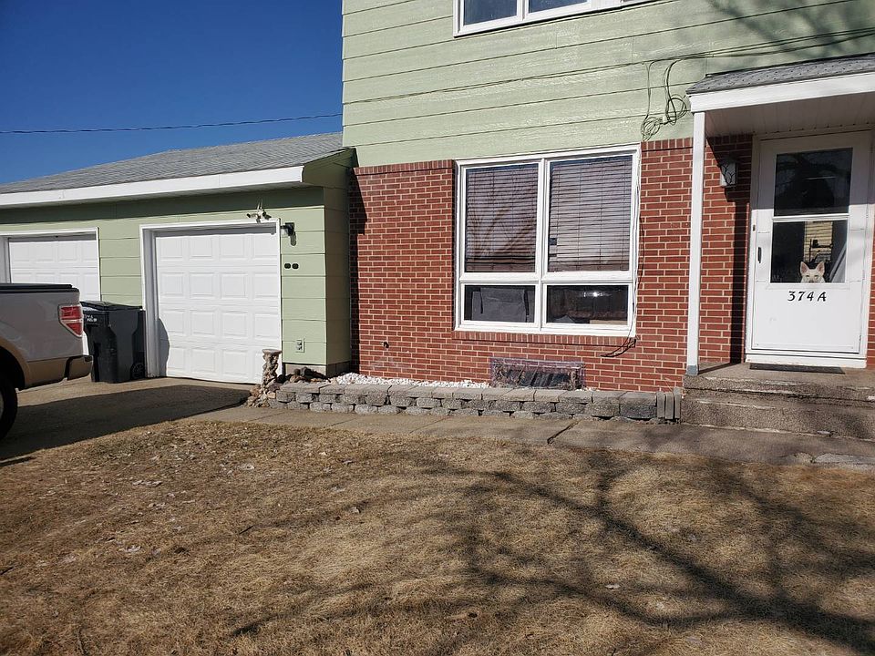 1st image of 374 Poplar St #A