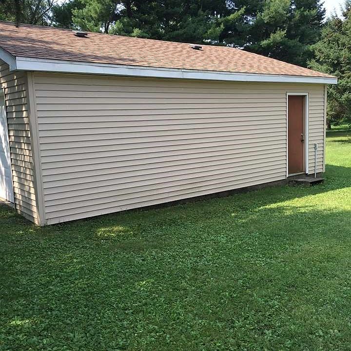 2nd image of 1112 Watts Ave