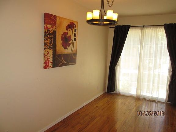 Dining area off kitchen, Sliding door leads out to patio