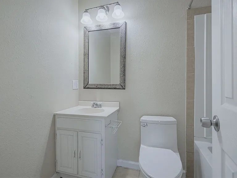 5471 Buena Vista Ave — Photo 31
