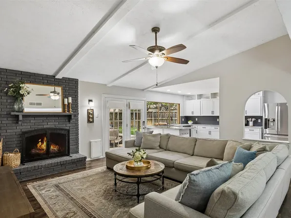 9235 Rolling Rock Ln, Dallas, TX 75238