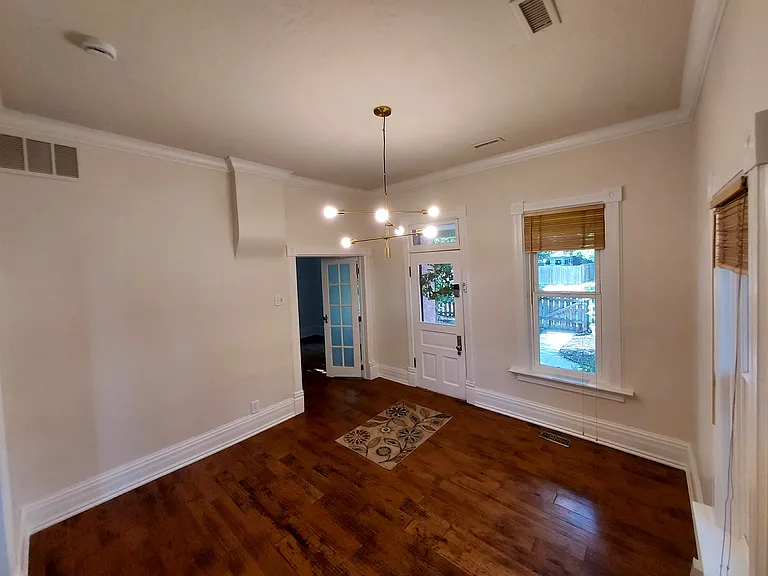 377 E Coatsville Ave — Photo 5