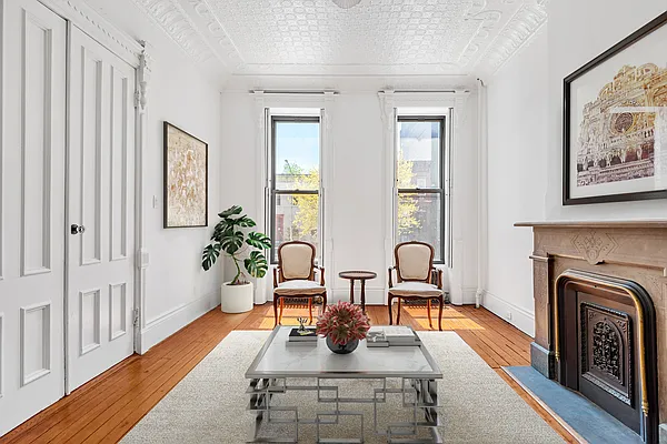 Sold by Compass | media 1