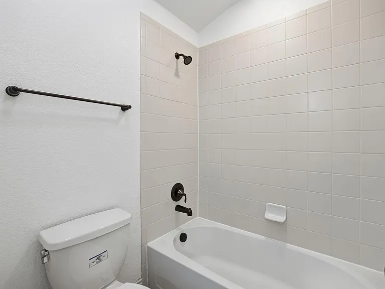 135 Deerfield Meadow Dr — Photo 32