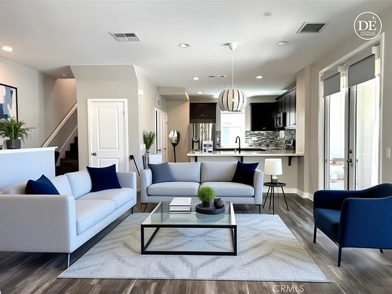 623 W Foothill Blvd #44 — Photo 3