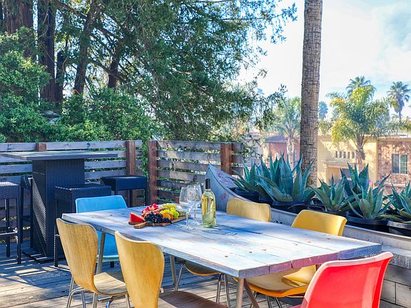 The patio area at the 2nd level is right off the studio.