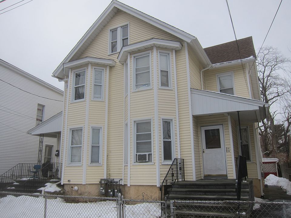 15 Seeley Street