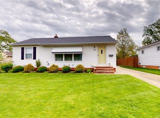 1623 Dennis Dr, Wickliffe, OH 44092