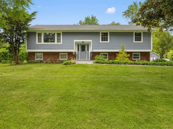 2 Linda Drive, Balmville, NY 12550