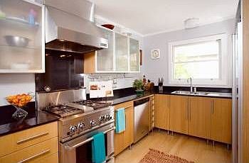 5th image of 42 Brookside Dr