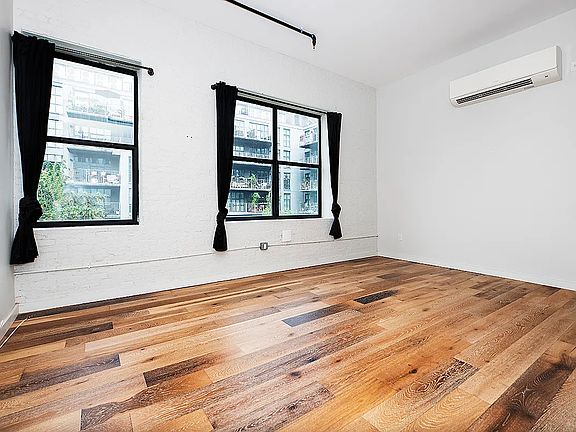 3rd image of 945 Bergen St #602