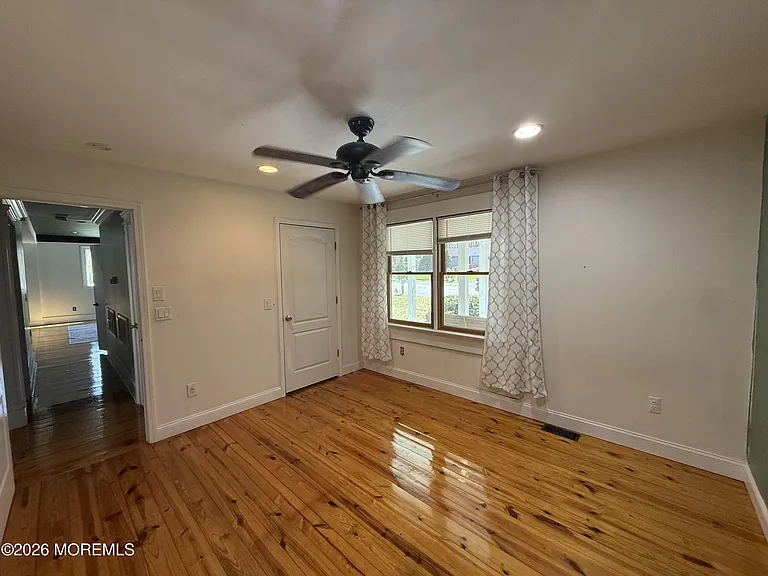605 Farrelly Ave — Photo 11