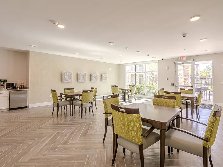 Sandpiper Glen 62+ Apartments — Photo 17