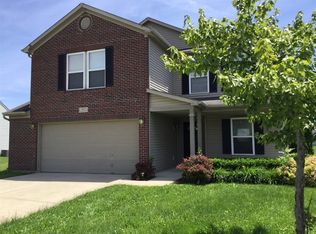 915 Rosemary Cir, Greenfield, IN