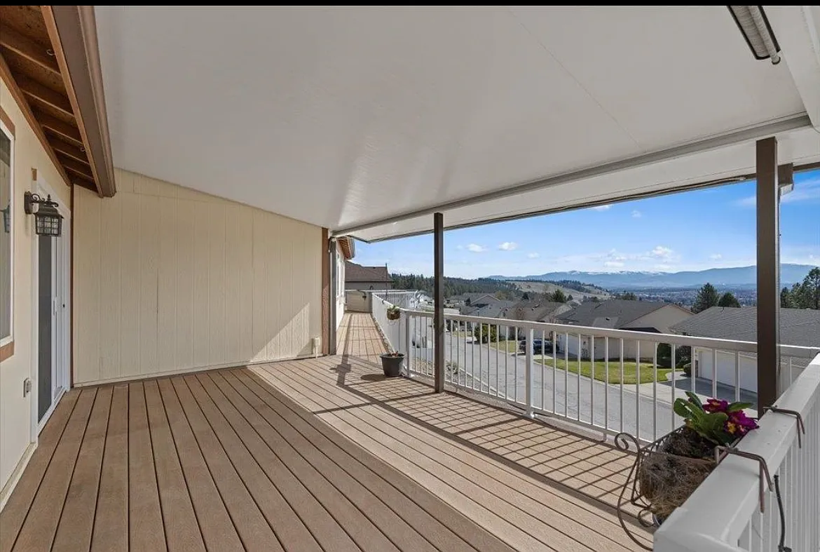 4 bed, 2827 sqft, $3,000 — Photo 1