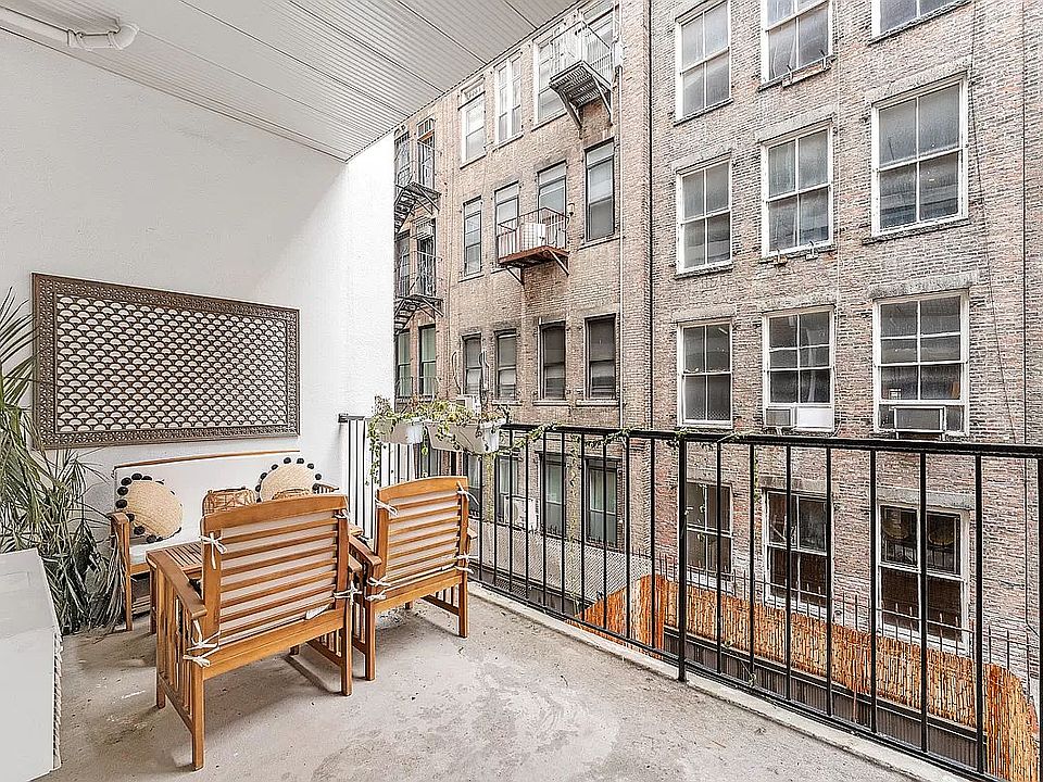 1st image of 35 E 10th St APT 3E
