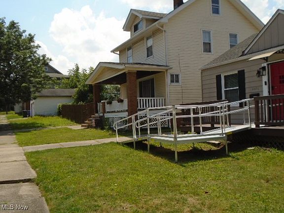 3rd image of 4476 W 51st St
