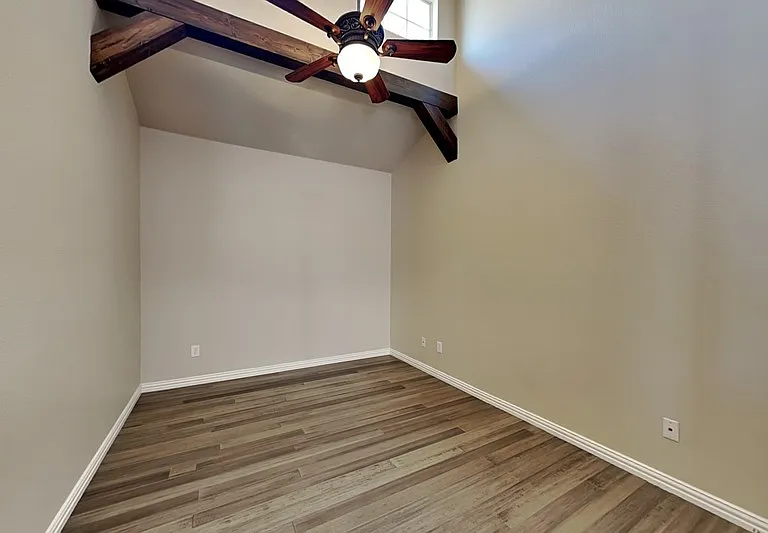 2120 Stone Creek Dr — Photo 15