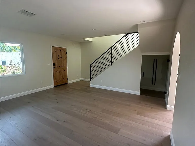 4947 Angeles Vis — Photo 23