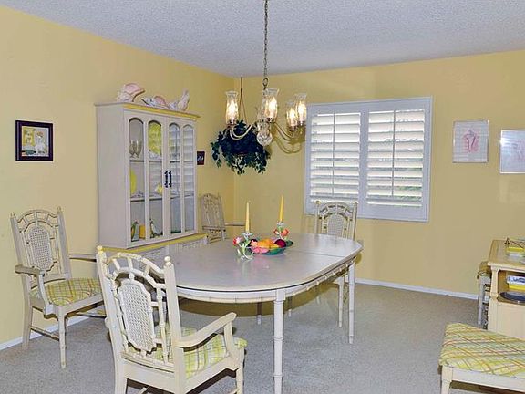 5th image of 1325 S Portofino Dr APT 210