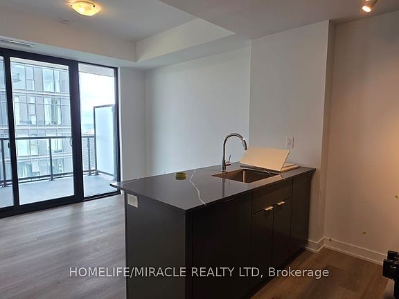 3rd image of 2075 Lakeshore Rd #1803