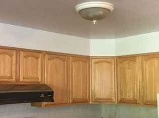 7147 Parsons Blvd, Fresh Meadows, NY 11365
