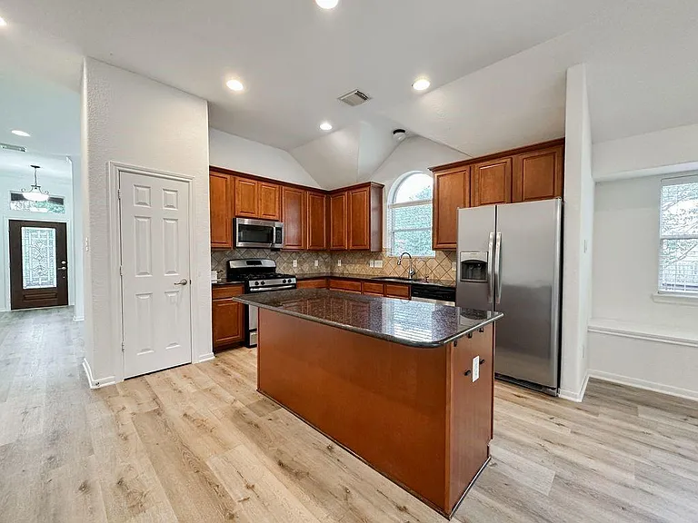 73 E Montfair Blvd — Photo 14