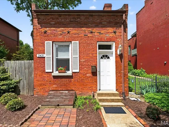 2421 McNair Ave, Saint Louis, MO 63104