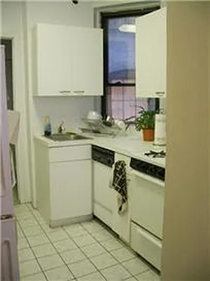 Rented by AJ Clarke | media 14